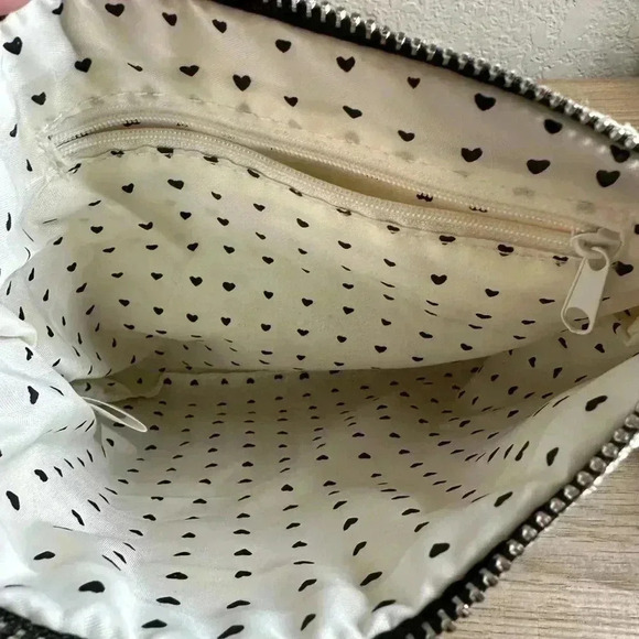 NWT Brighton Crossbody Bag Shopping Scottie Dog Sketchbook Art Canvas NWT - Picture 7 of 8